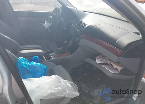 2003 BMW 530Ia from USA, damaged, VIN WBADT63463CK41152